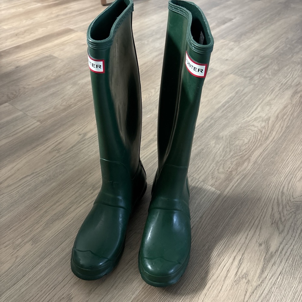 Hunter Tall Gloss Green Rain Boots